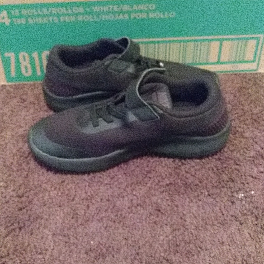 I'm selling Nike's